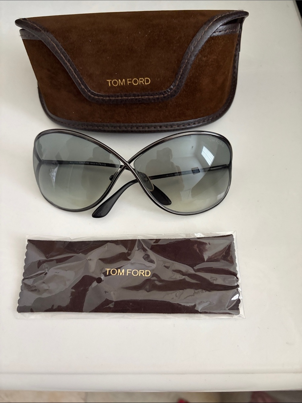 Oversized Tom Ford Miranda Women's Sunglasses - Gray Gradient Lenses - Picture 3 of 4